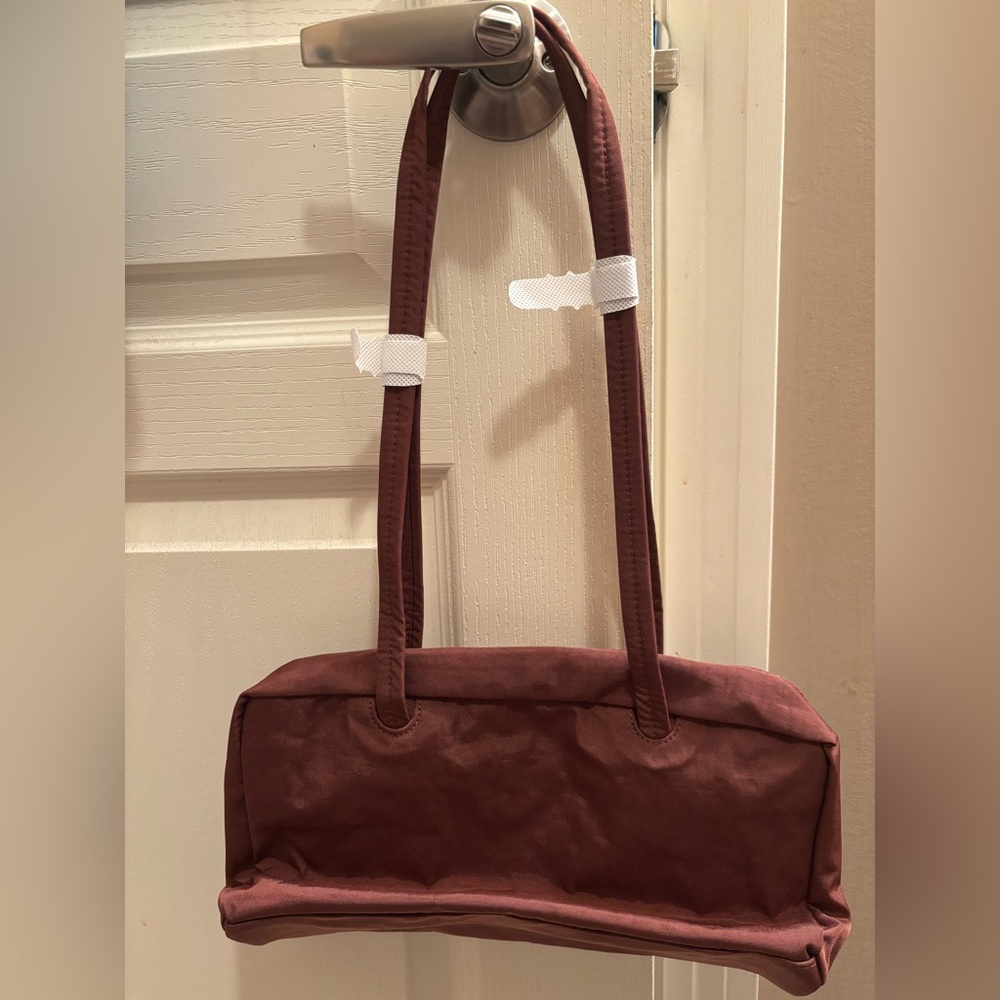 BAGGU bowler bag (standard size) in mahogany